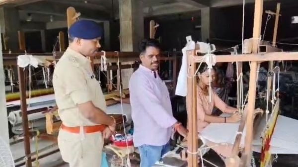 Women of Seoni village are weaving the path of self-reliance through handloom