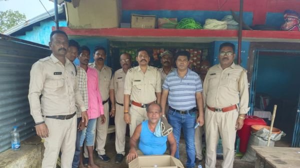 Big action by Excise Department in Bodla, huge amount of illegal liquor seized