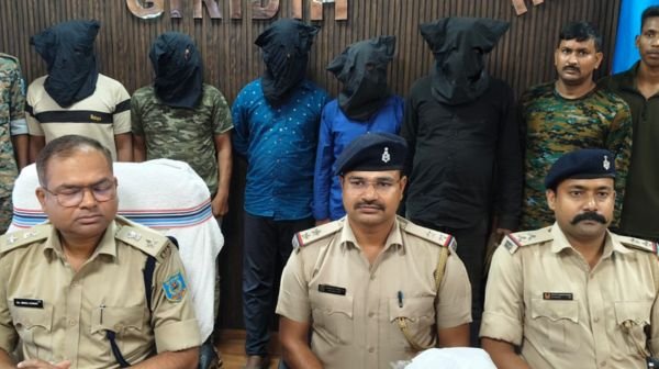 Big action in Jamua: 5 criminals arrested while planning robbery in jewelers