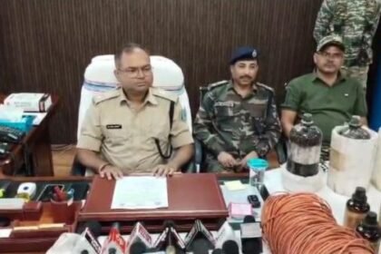 Giridih: Raid in Parasnath forest, Naxalites' explosive stock recovered