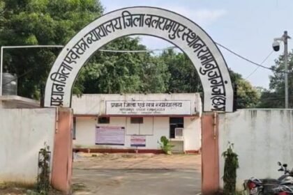 Balrampur: Life imprisonment for all three accused of raping a minor