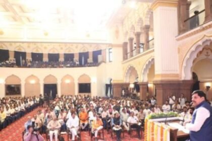 Using indigenous products is true national service: Chief Minister Dr. Yadav