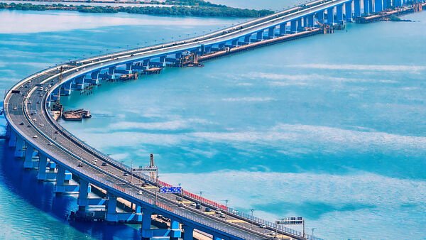 इलेक्ट्रिक वाहनों को टोल टैक्स से मिली बड़ी राहत, मुंबई के अटल सेतु पर अब नहीं देना पड़ेगा शुल्क