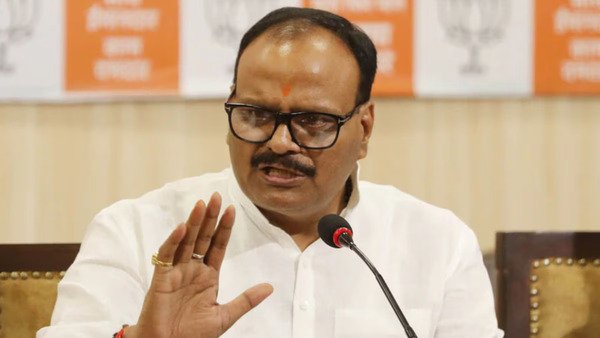 ब्रजेश पाठक का बड़ा बयान: संभल में अब न तुष्टिकरण, न आतंक, सिर्फ विकास और कानून का राज