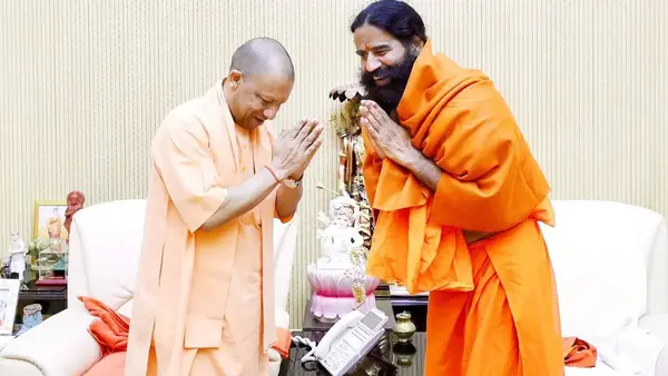 यूपी में गौ संरक्षण को बढ़ावा: पतंजलि और गौ आयोग मिलकर बनाएंगे 75 जिलों में मॉडल केंद्र