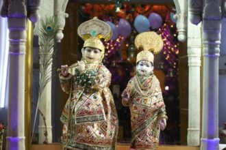 ग्वालियर गोपाल मंदिर: जन्माष्टमी पर 100 करोड़ के गहनों से सजे राधा-कृष्ण, सुरक्षा में 200 जवान
