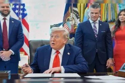 अमेरिकी कोर्ट ने ट्रम्प के ज्यादातर टैरिफ को गैर-कानूनी ठहराया, पढ़ें पूरी खबर