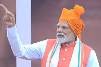 लाल किले से पीएम मोदी का दो टूक संदेश: न्यूक्लियर धमकी और सिंधु समझौते पर कड़ा रुख