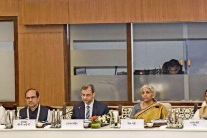 जीएसटी काउंसिल मीटिंग: 3-4 सितंबर को आ सकता है बड़ा फैसला 12% और 28% स्लैब हो सकते हैं खत्म