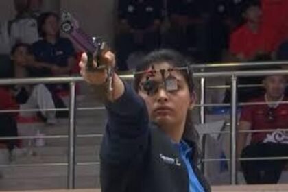 मनु भाकर ने एशियन शूटिंग चैंपियनशिप 2025 में जीता ब्रॉन्ज, फिर दिखाया कमाल