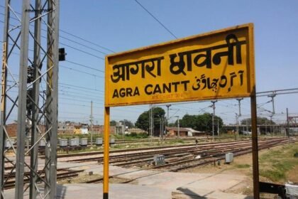 आगरा खंदौली में संदिग्ध ड्रोन का तांडव: सैमरा सहित कई गांवों में दिखे 10-11 ड्रोन, पुलिस जांच में जुटी