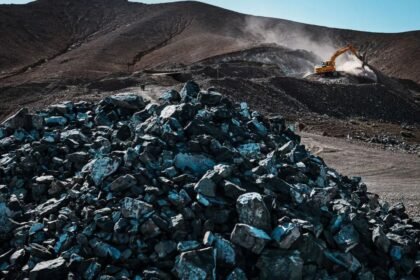 भारत बनेगा रेयर अर्थ मेटल का किंग, जापान-साउथ कोरिया संग शुरू करेगा मैग्नेट उत्पादन