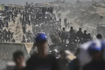 गाजा में भोजन लेने गए फिलिस्तीनियों पर इजरायली हमला, 25 की मौत; 5 लाख लोग भुखमरी के कगार पर