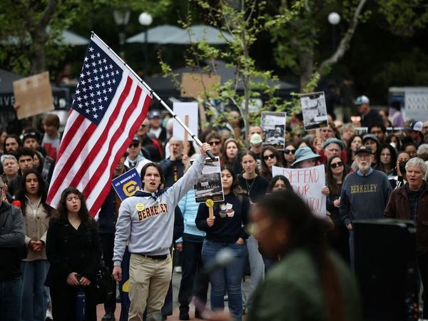 अमेरिका ने 6000 स्टूडेंट वीजा रद्द किए, 4000 अपराधों और आतंकवाद से जुड़े मामलों में शामिल