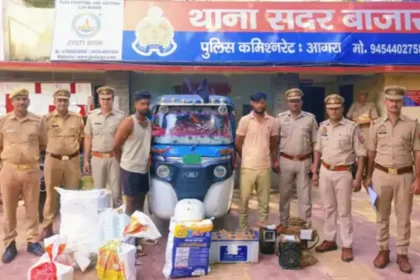 आगरा पुलिस ने पकड़े दो शातिर चोर, स्मार्ट सिटी कैमरों और कारखानों को बना रहे थे निशाना