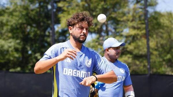 IND vs PAK: कुलदीप यादव को पहली बार पाकिस्तान के खिलाफ टी20 इंटरनेशनल में खेलने का मिल सकता है मौका