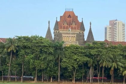 दिल्ली के बाद बॉम्बे हाईकोर्ट में बम धमकी, ईमेल से मचा हड़कंप, कोर्ट कराया खाली