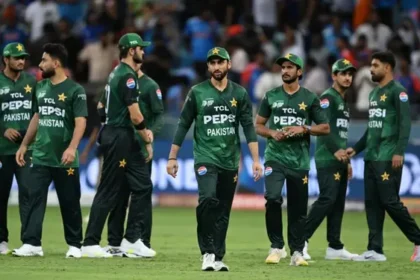 Asia Cup 2025: पाकिस्तान का बहिष्कार प्लान फेल, UAE के खिलाफ निर्णायक मुकाबले में उतरेगी टीम