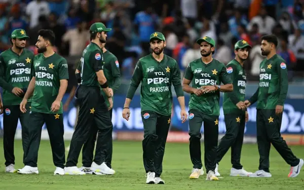 Asia Cup 2025: पाकिस्तान का बहिष्कार प्लान फेल, UAE के खिलाफ निर्णायक मुकाबले में उतरेगी टीम