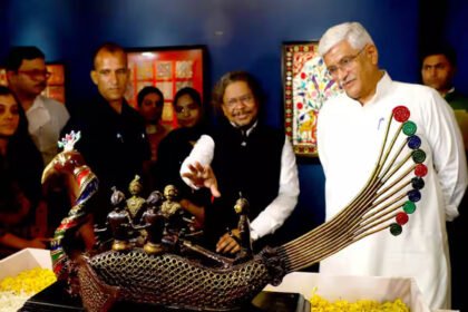 PM मोदी को मिले 1300 से ज्यादा तोहफों की ई-नीलामी शुरू, देवी भवानी की मूर्ति की बेस कीमत ₹1 करोड़