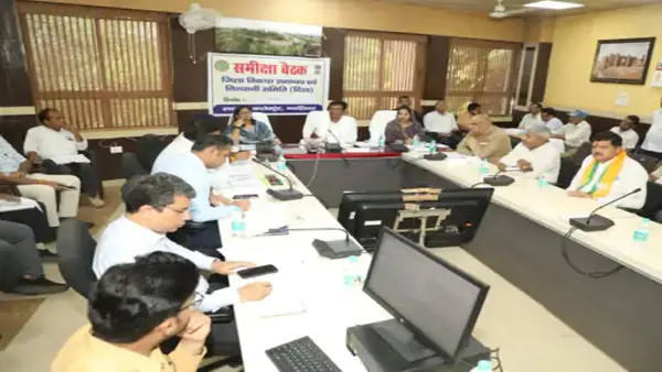 ग्वालियर में दिशा समिति बैठक: सांसद भारत सिंह की सख्त चेतावनी, विकास प्रोजेक्ट्स में देरी बर्दाश्त नहीं