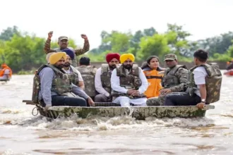 पंजाब में बाढ़ का कहर: 23 जिले प्रभावित, स्कूल-कॉलेज 7 सितंबर तक बंद