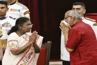 देश के बड़े पदों पर शपथ कौन दिलाता है? जानिए पूरी जानकारी