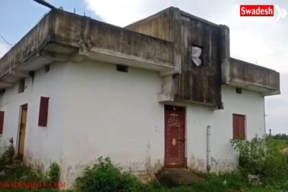 Bokaro: Police busted an illegal liquor factory operating under the guise of a vegetable vendor.