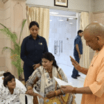 जनता दर्शन में सीएम योगी ने सुनी फरियाद, कानपुर की युवती मायरा को मिला दाखिले का भरोसा