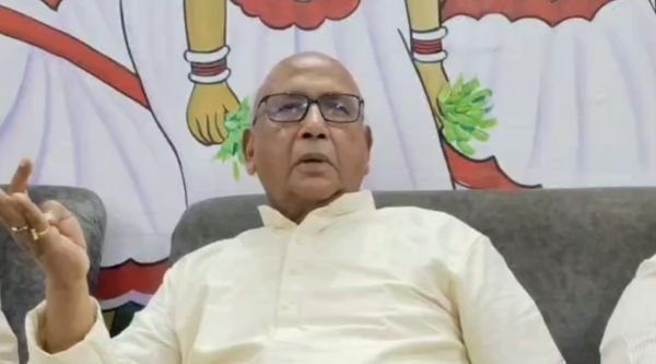 Bokaro: Big irregularities in coaching project and fish farming scheme