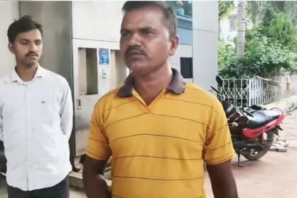 Tragic road accident in Godda: Husband and wife riding a bike died