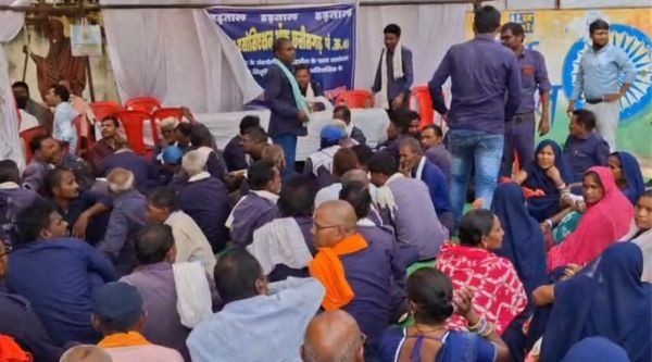 Wood smugglers active in Janakpur forest area