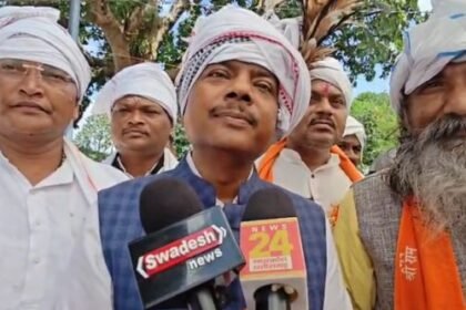 The dilapidated road of Bhanupratappur-Kondagaon route has become a problem.