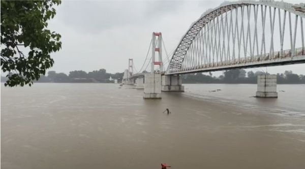 Gariaband: Heavy rain in the district, water level of rivers rises