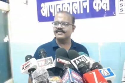 Dhamtari: Four-year-old girl dies, several passengers injured as bus overturns