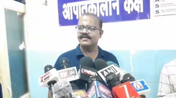 Dhamtari: Four-year-old girl dies, several passengers injured as bus overturns