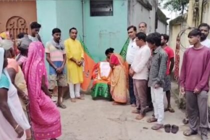 Pandit Deendayal Upadhyay's birth anniversary was celebrated with reverence in Jamtara.