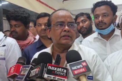 Health Minister Irfan Ansari inspected Bokaro Sadar Hospital