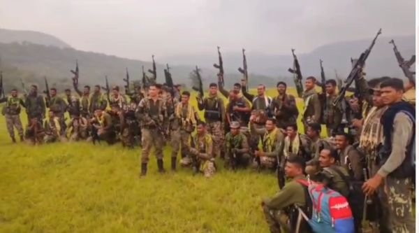 Gariaband: Celebration of victory in Naxalite encounter, soldiers chanted slogans of Bajrang Bali on the hill