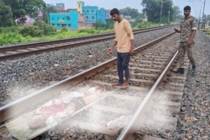 Madhupur: 55-year-old man died after being hit by an unknown train