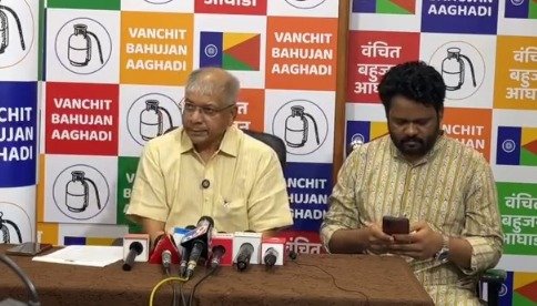 Mumbai: Centre's foreign economic policy has completely failed, alleges Prakash Ambedkar