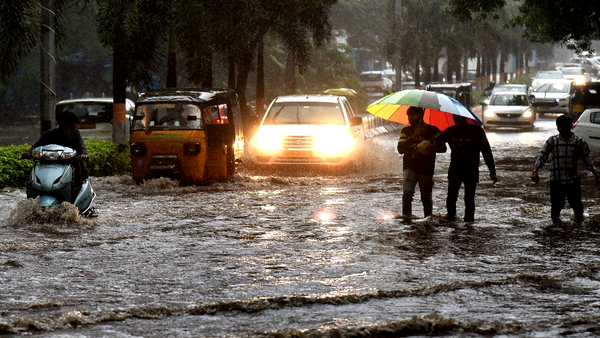 एमपी में नया मौसम सिस्टम: अगले 3 दिन झमाझम बारिश, इंदौर-भोपाल समेत 8 जिलों में अलर्ट जारी