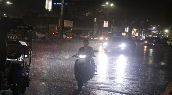 एमपी के 17 जिलों में भारी बारिश का अलर्ट: भोपाल में सुबह से झमाझम, ग्वालियर-जबलपुर में भी पानी बरसेगा