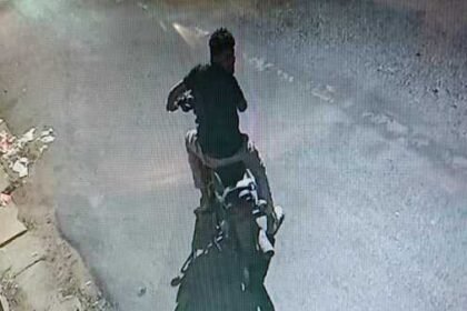 अनूपपुर में अज्ञात युवकों ने तोड़े चार कारों के कांच, पुलिस ने जारी किया सीसीटीवी फुटेज