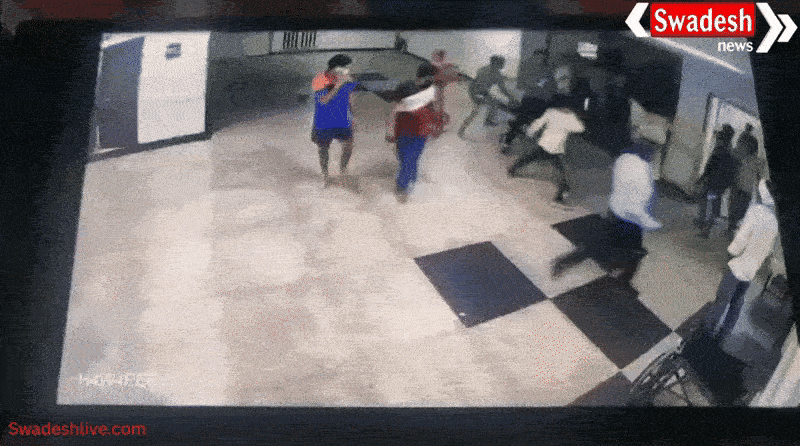 ग्वालियर अस्पताल में अटेंडरों और जूनियर डॉक्टरों के बीच हिंसक झगड़ा, दो डॉक्टर गंभीर रूप से घायल