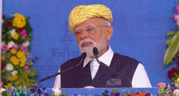 गुजरात: हर संकट का समाधान है आत्मनिर्भर भारत – पीएम मोदी
