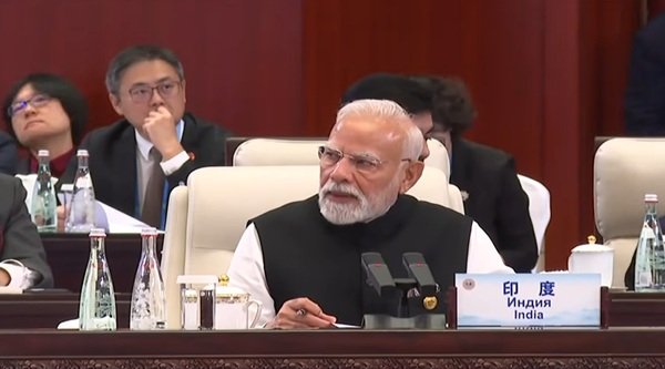 आतंकवाद पर दोहरा मापदंड स्वीकार्य नहीं: चीन में SCO सम्मेलन में पीएम मोदी का कड़ा संदेश