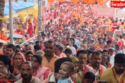 योगी सरकार में नवरात्रि बना आस्था और विकास का संगम, यूपी के देवी मंदिरों में उमड़ी लाखों श्रद्धालुओं की भीड़