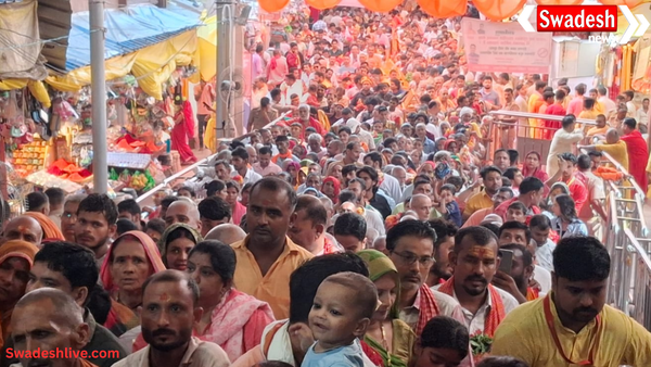 योगी सरकार में नवरात्रि बना आस्था और विकास का संगम, यूपी के देवी मंदिरों में उमड़ी लाखों श्रद्धालुओं की भीड़