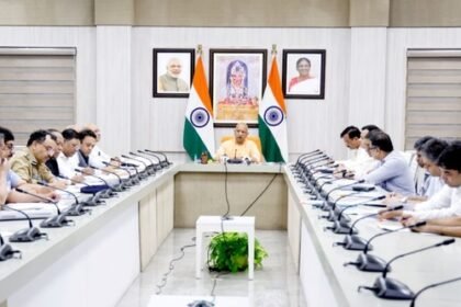नवरात्र में शुरू होगा ‘मिशन शक्ति’ का नया चरण, CM योगी बोले- एंटी रोमियो स्क्वॉड पूरी तरह सक्रिय हों